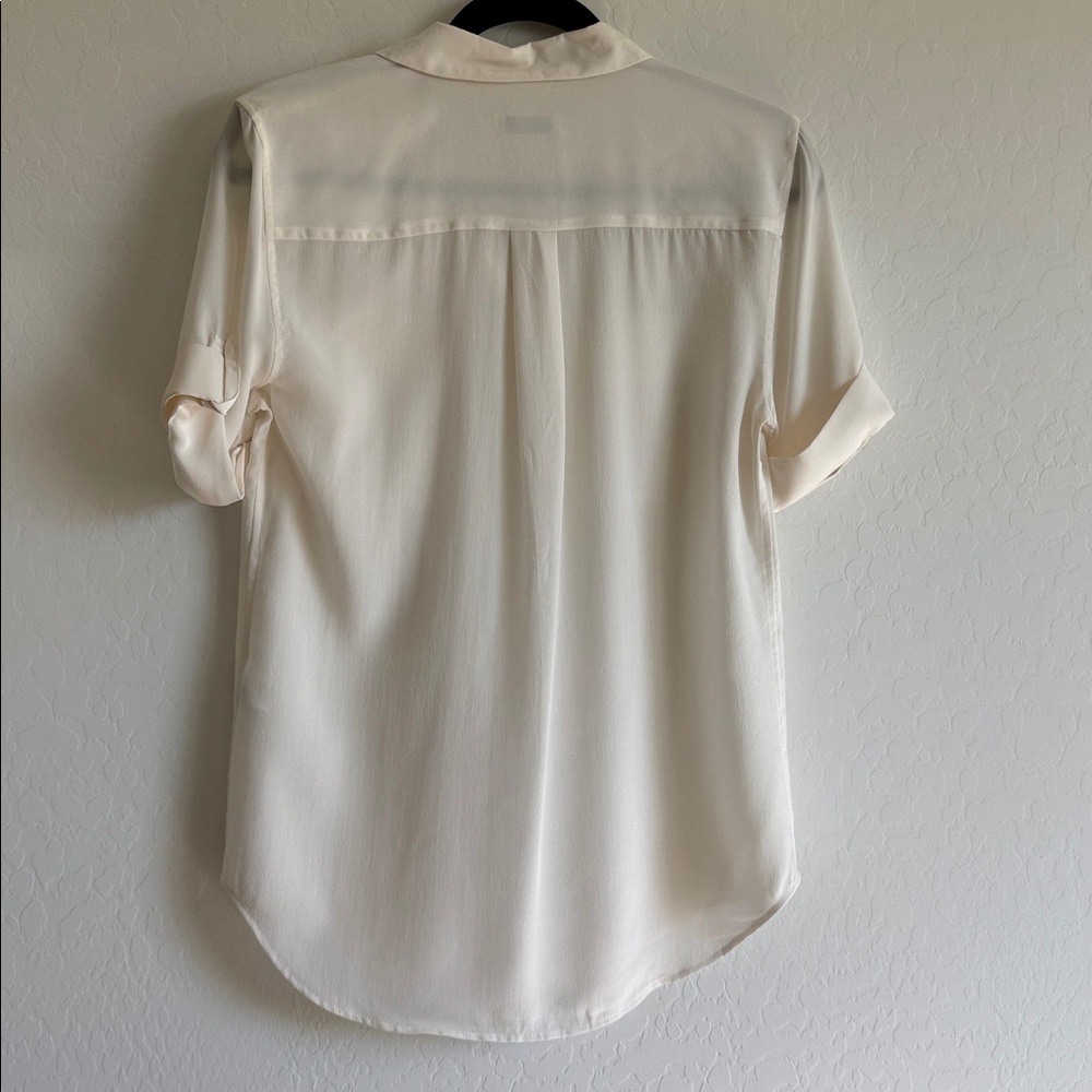 Equipment cream Short Sleeve Slim Signature Silk Shirt Sz S - Picture 3 of 5